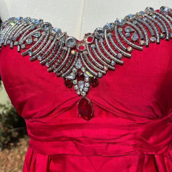 Komal Sood Size 6 Red Formal Gown Crystal Bejewelled Bust Silk Chiffon Luxe - Picture 4 of 11